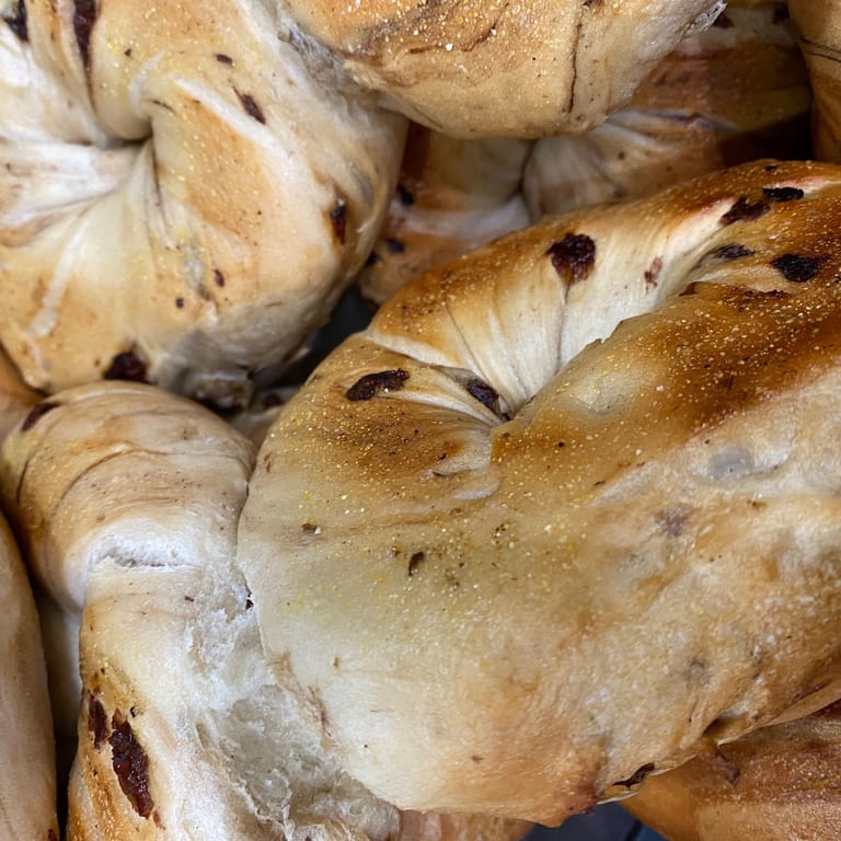 Cinnamon Raisin Bagel Delight