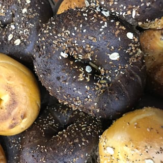 Pumpernickel Bagel